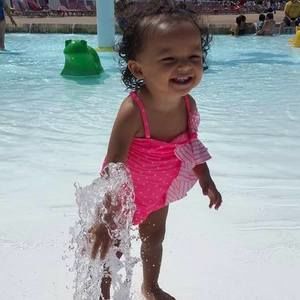 Meet your Posher, Joy